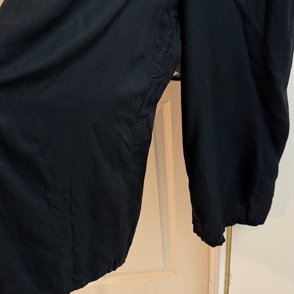 American Eagle Outfitters Black Jumpsuit with White Floral Embroidery - Picture 3 of 11